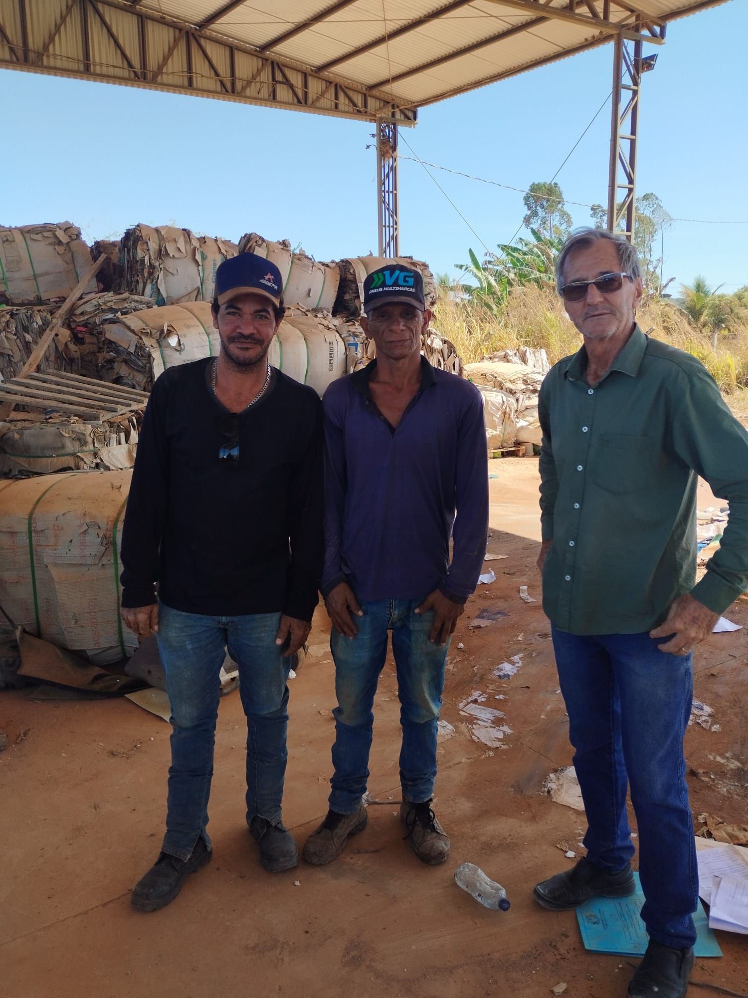 Vereador Pitoco inicia apoio à Associação dos Catadores de Recicláveis de Alta Floresta