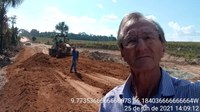 Vereador Pitoco vistoria recuperação de estrada e construção de bueiro no Setor Oeste