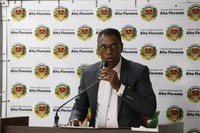 Vereador Professor Nilson propõe padronização das fachadas das escolas municipais de Alta Floresta