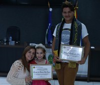 Vereadora Elisa Gomes homenageia Miss Mato Grosso e Mister Elegância Infantil com Moções de Congratulações