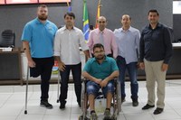 Vereadores Emerson e Demilson homenageiam IDESP e paratletas com Moção de Congratulações