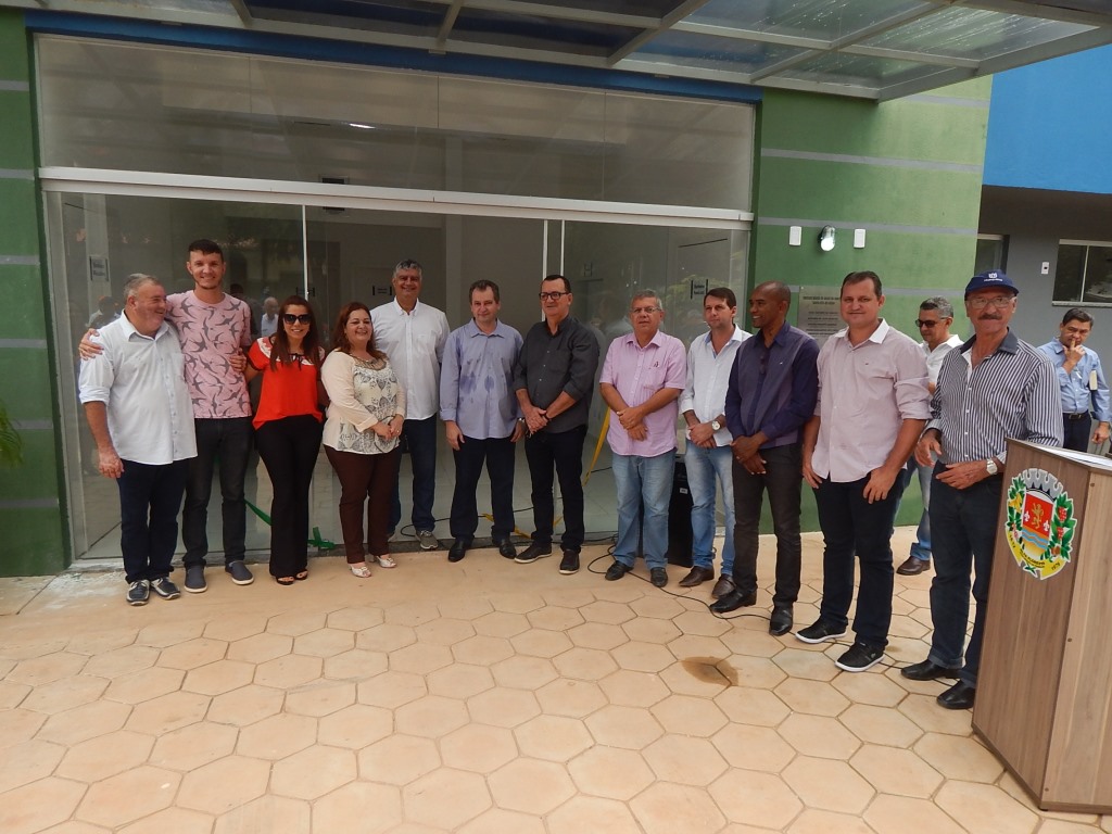 Vereadores participam da inauguração da UBS do Jardim das Flores