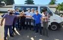 Vereadores participam de entrega de Van para o Centro Especializado em Reabilitação