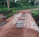 Vereadores vistoriam recuperação de ponte de madeira na Vicinal Quarta Leste 